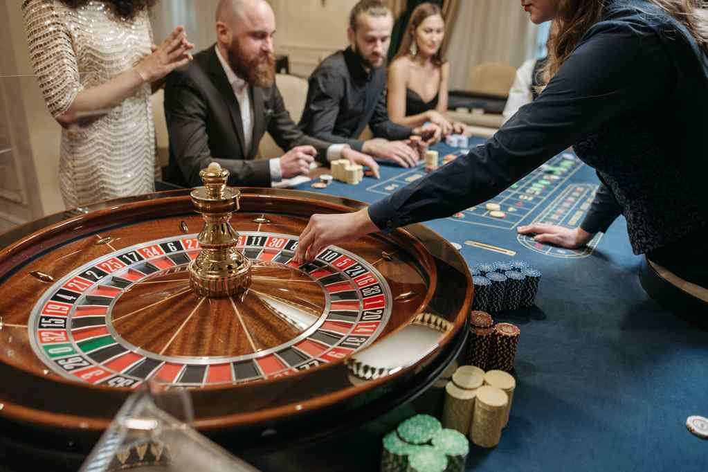 i24 slots casino
