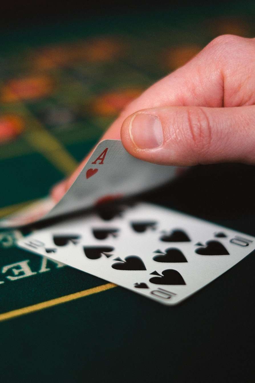 Kingmaker Casino Blackjack: A Comprehensive Guide to Winning Kingmaker Casino Blackjack: A Comprehensive Guide to Winning
